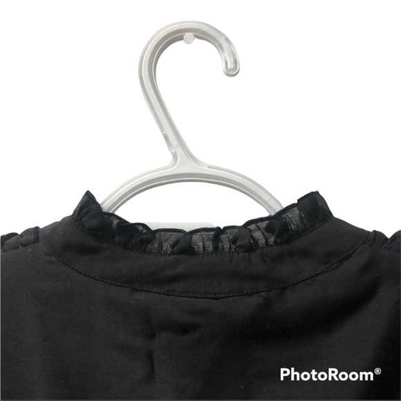 (190) Gothic Victorian Black Puff Sleeve Dress - Picture 6 of 11